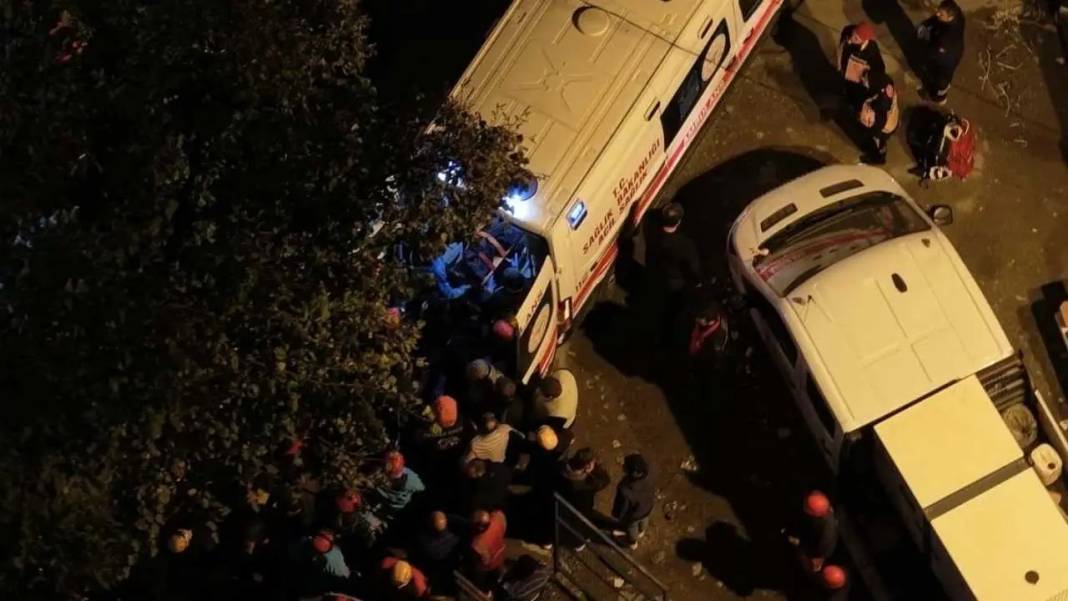 Gebze’de Çöken Binadan Kahreden Haber! 5